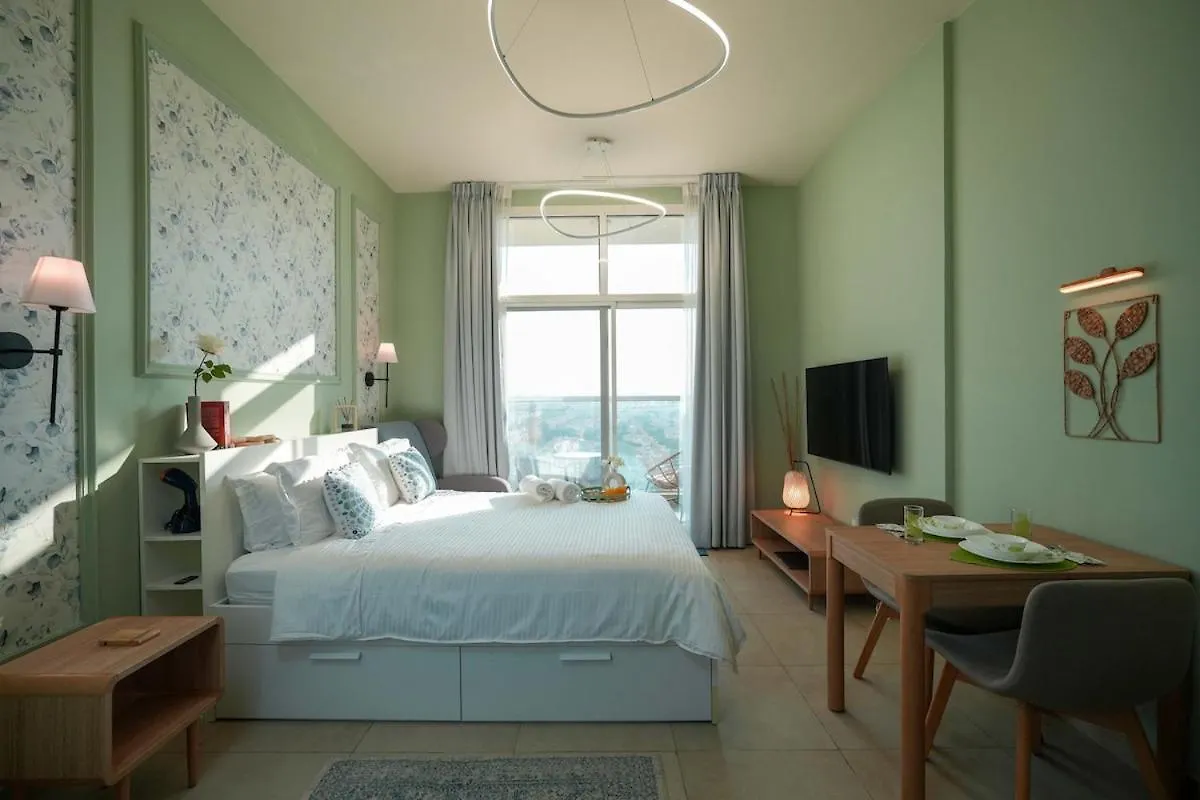Lägenhet Your Comfy Stylish Studio In Dubai 2Guest And Baby Förenade Arabemiraten