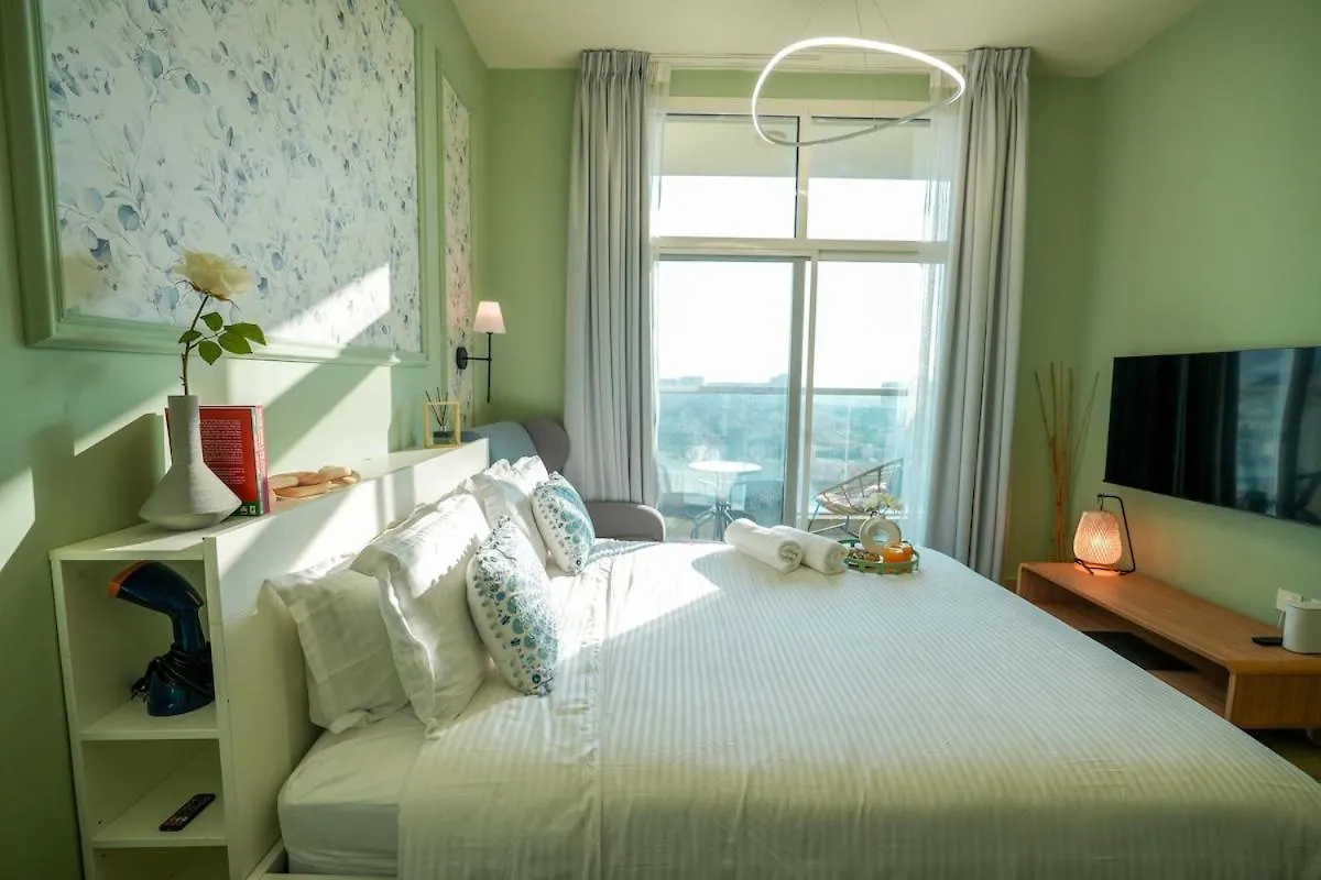 Your Comfy Stylish Studio In Dubai 2Guest And Baby Apartment