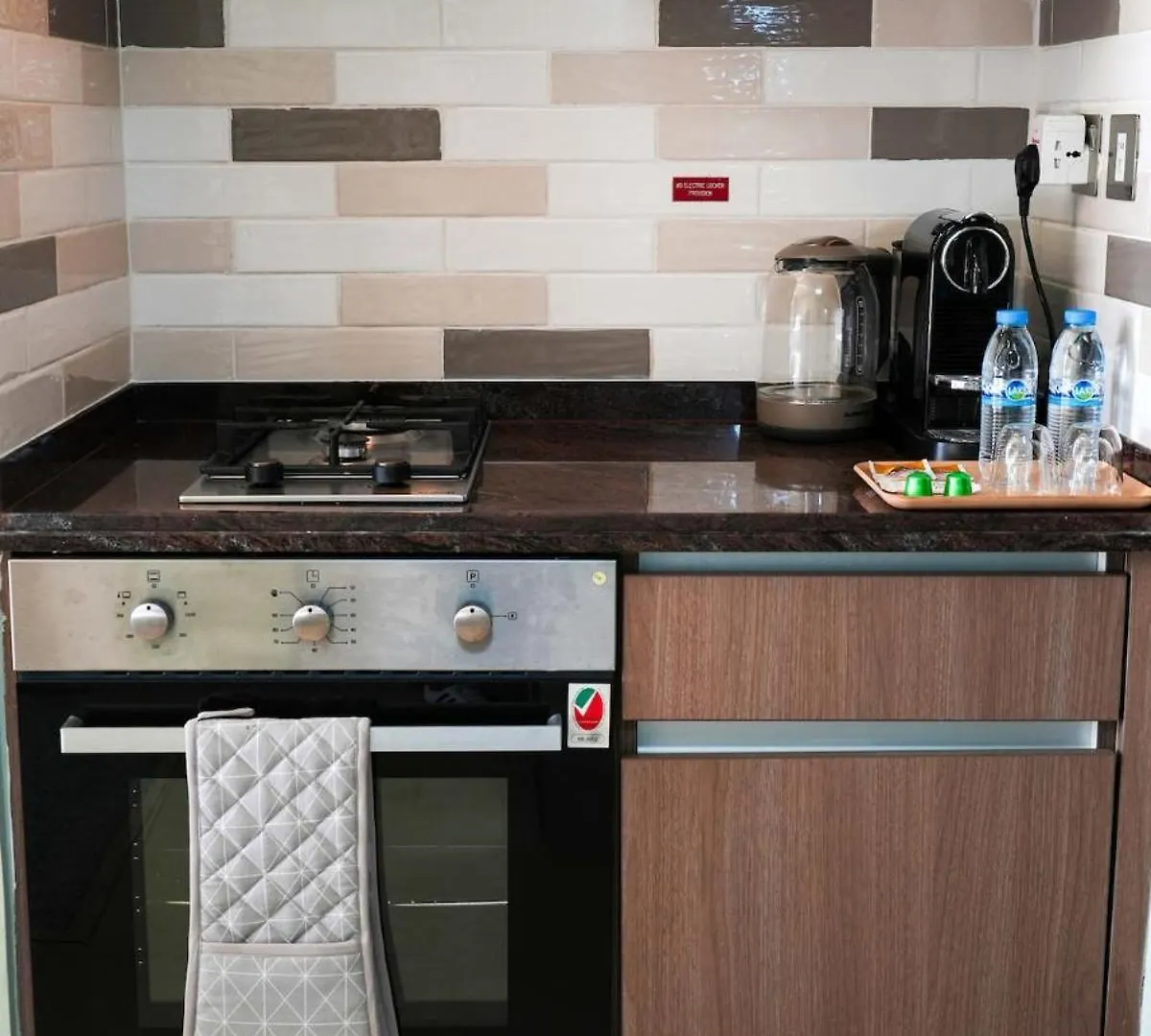 Apartment Your Comfy Stylish Studio In Dubai 2Guest And Baby