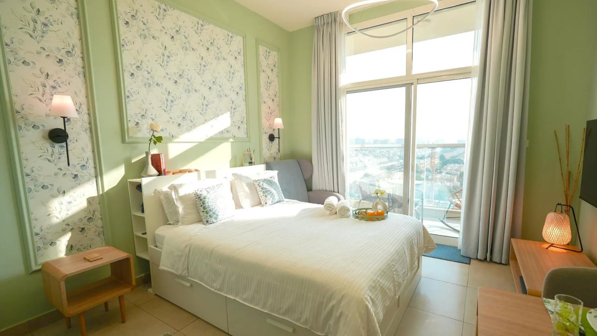 Your Comfy Stylish Studio In Dubai 2Guest And Baby